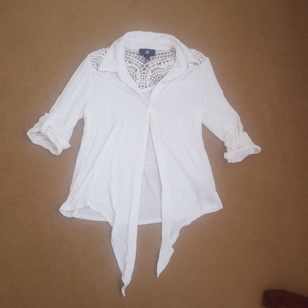 IZ Byer button up